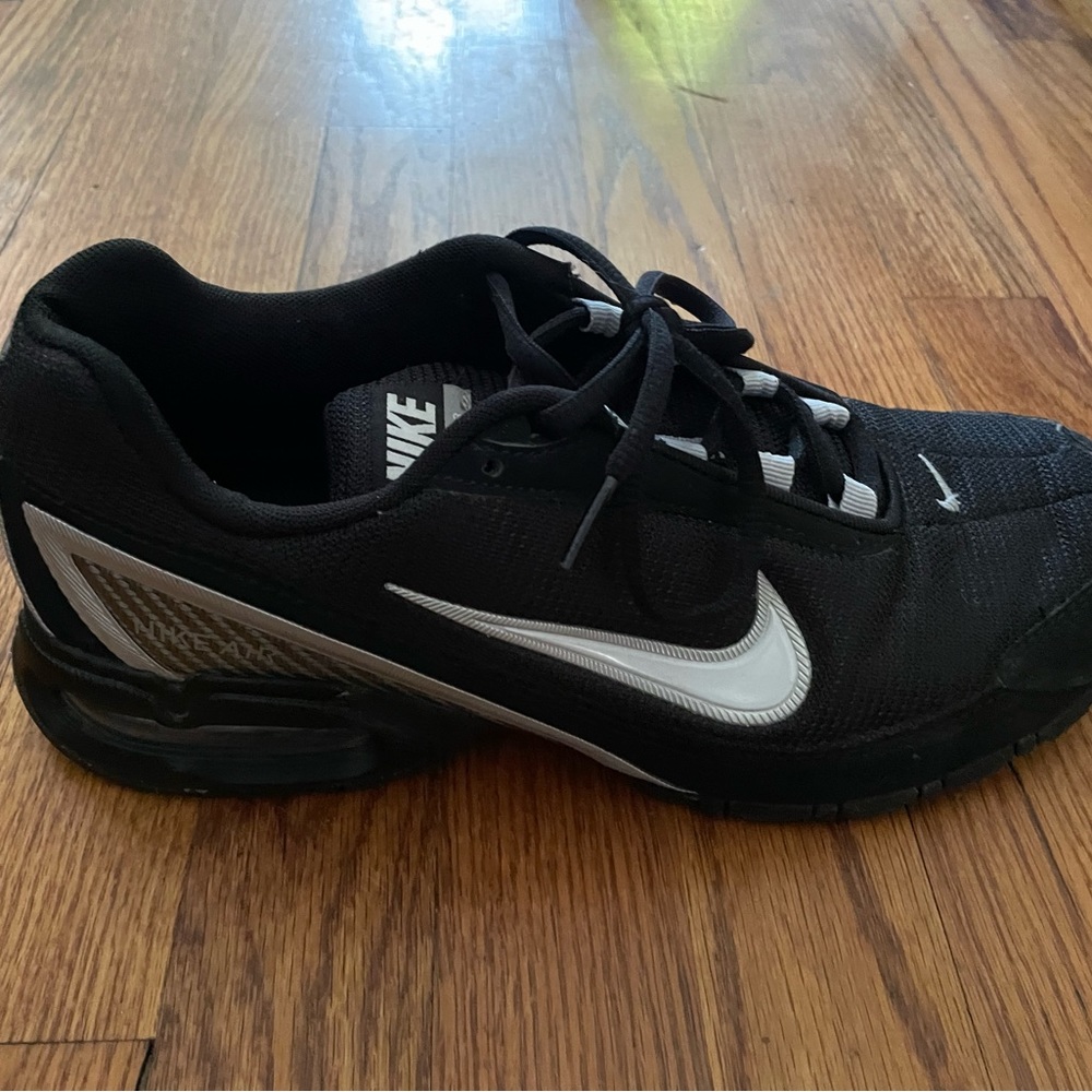 Men’s Nike Air Max Torch size 9